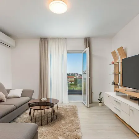 Apollo 3 * Trogir