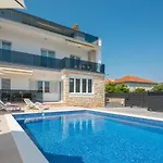 Apollo 3 * Trogir